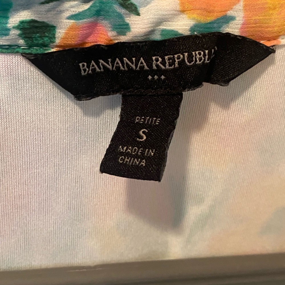 Banana‎ republic size small floral dress with ruffles - Picture 3 of 3